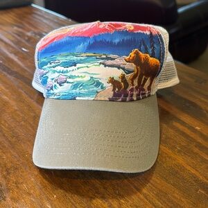 Rachel Pohl bears rivers hat